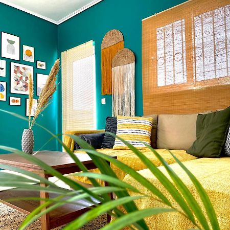 Bohem Apartment Near Athens Airport สปาตา ภายนอก รูปภาพ