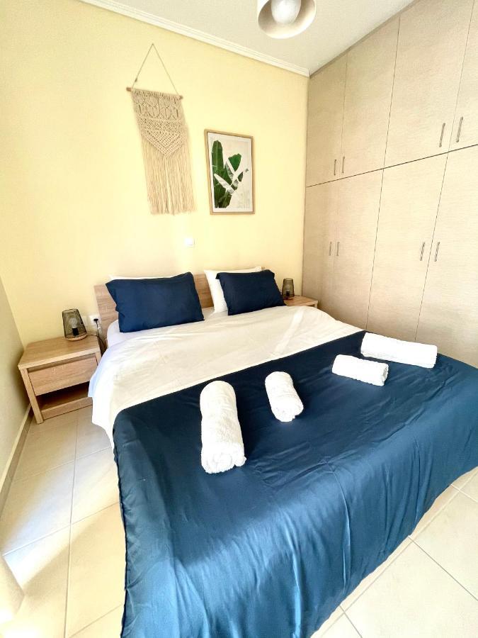 Bohem Apartment Near Athens Airport สปาตา ภายนอก รูปภาพ